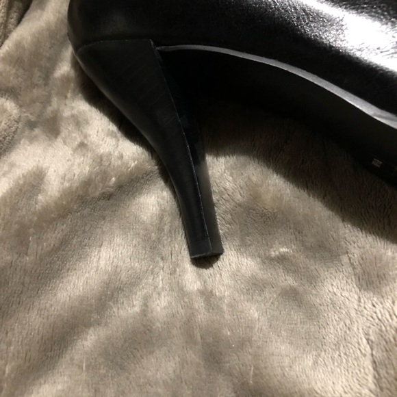 Size 8 1/2 Franco Sarto black ankle boots - Picture 6 of 13